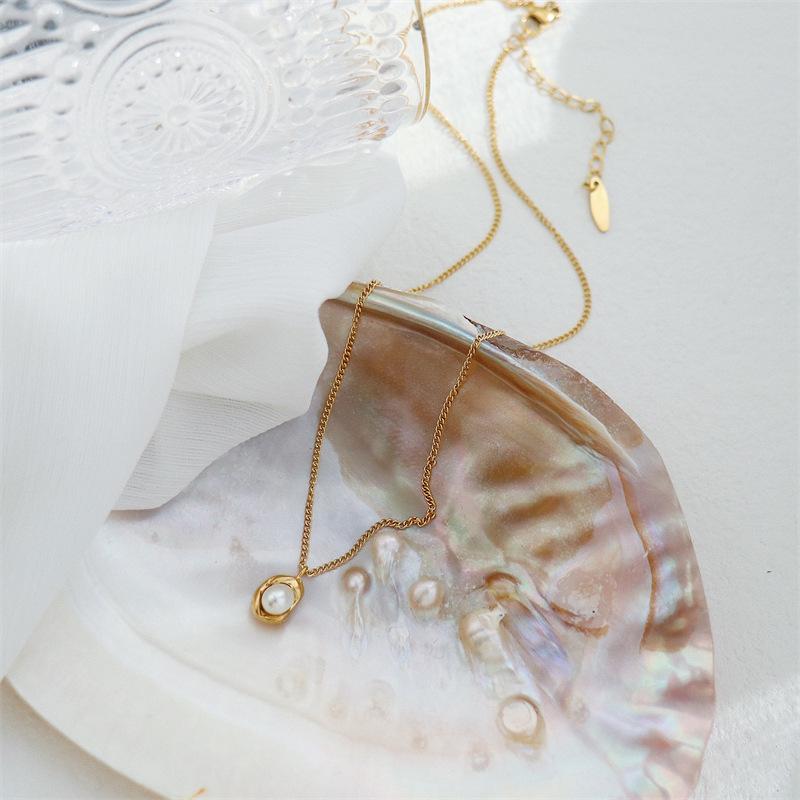 18K Gold-Plated Titanium Pearl Necklace - Unique Women's Jewelry