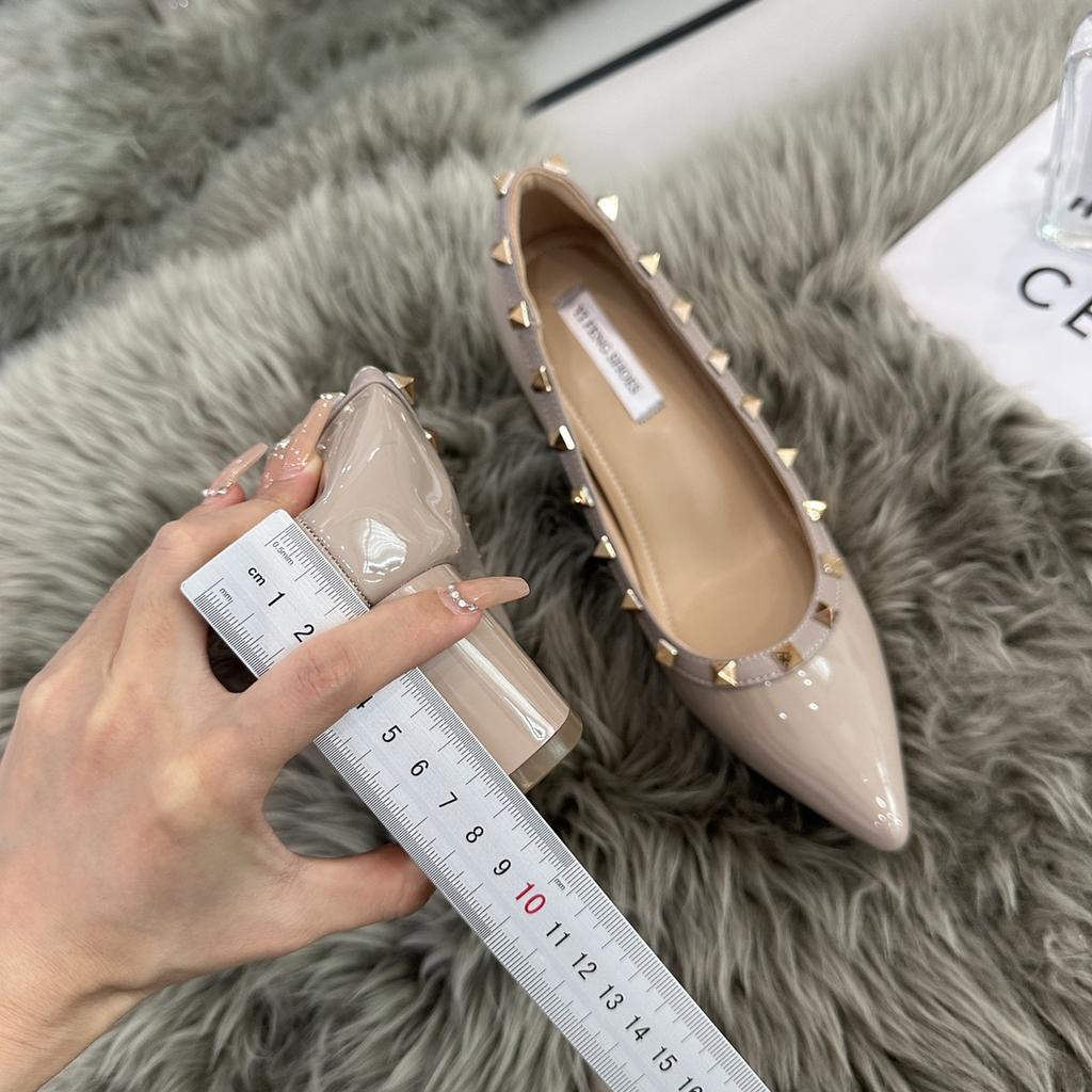 Nieten dicker Absatz plus Innenhöhe 8cm Mode klassisch flacher Ausschnitt spitz Lackleder Temperament High Heel Einzelne Schuhe Damen Pendeln OL