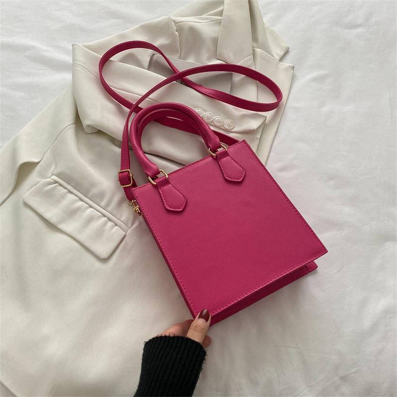 Stylish Pu Leather Women's Black Shoulder Bag 2023 Trendy Small Square Handbag