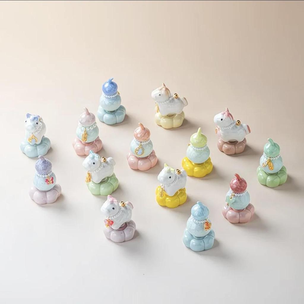 Rotating Crystal Glaze Ceramic Horse Tea Pet Ornament - Year of the Horse Gift.