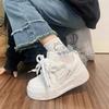 Best-selling Thick-soled Sneakers, New Versatile Shoes, Women's Shoes, and Niche Shoes