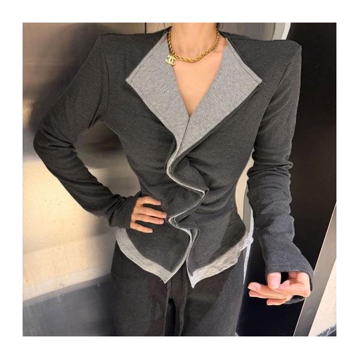 Design-Forward Pleated V-Neck Color-Block Long-Sleeved Slim-Fit Women s Top - Versatile & Flattering for Petite Frames, Early Spring. Small серый