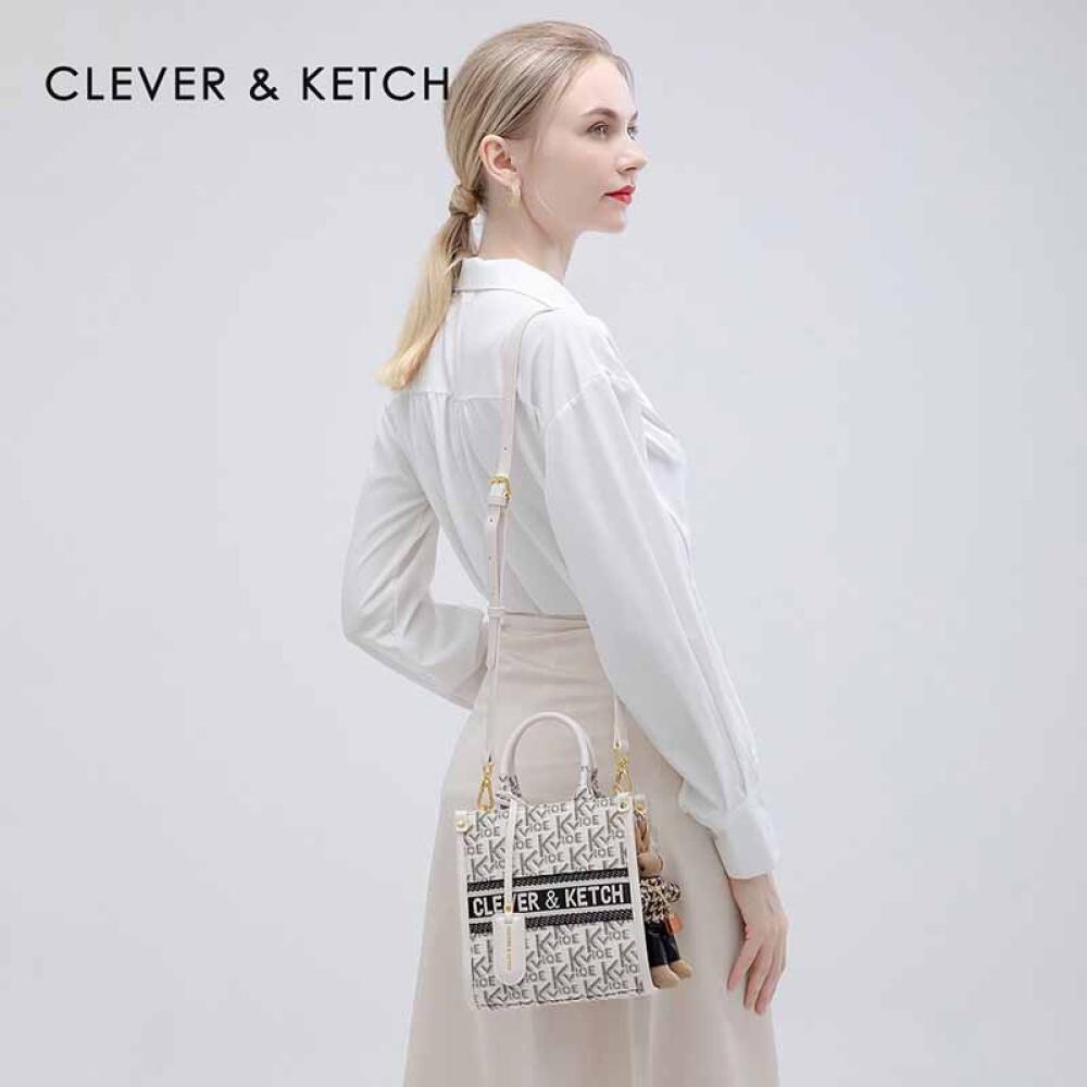 New Integrated Embroidered Shoulder Bag Crossbody Bag Commuter Tote Bag Birthday    Length 18.5cm Wide 9cm High 20cm