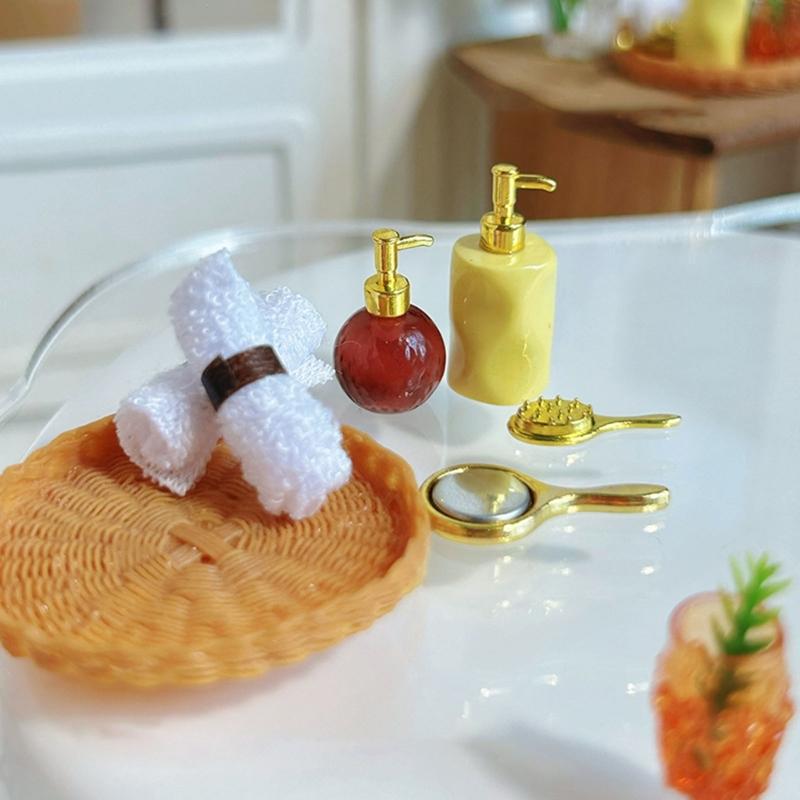 Creative Miniature Bathroom Toiletries Set Resin Figure Doll House Accessories With Fine Detail For Scene Decoration