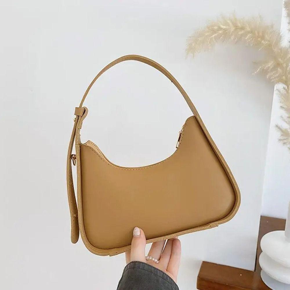 Waterproof Handbags Large Capacity Underarm Bag Retro Shoulder Bag  Women