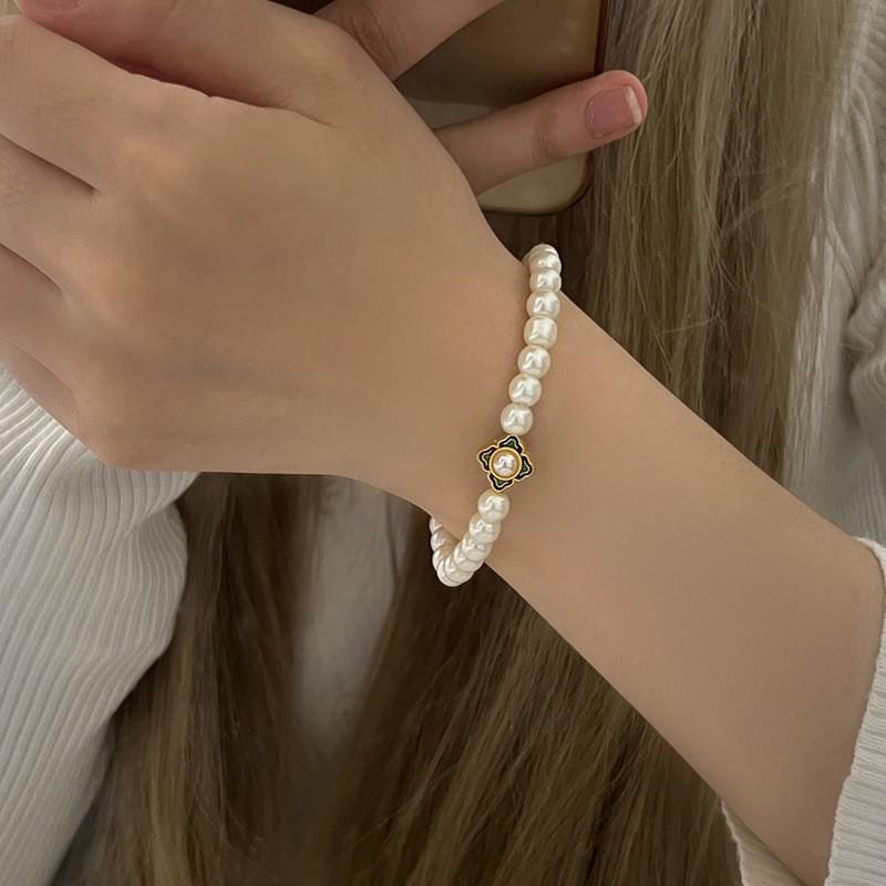 Irregular Shaped Bracelet, Female Niche, Light Luxury, Exquisite Fashion, Half Bracelet, Bracelet Accessory