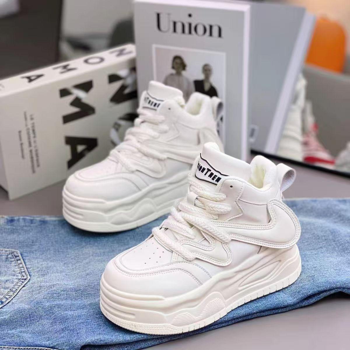 

МОДНЕ ВЗУТТЯ Чоловічі дихаючі спортивні кросівки Спортивне взуття для бігу Відкритий жіночий теніс Тренажер для тренажерного залу 40 білий