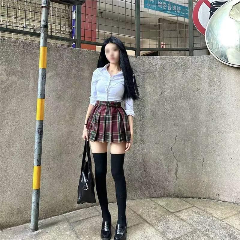 Autumn & Winter Slimming JK Uniform Set: Waist-Cinching Long-Sleeve Top for Women