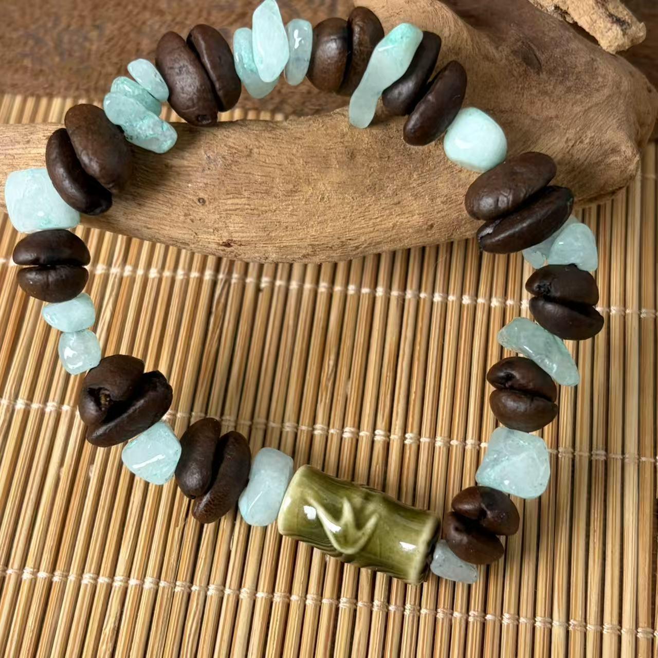 

Браслет из бамбуковых бусин с кофейными зернами - Уникальное ручное украшение для девушек и лучших подруг