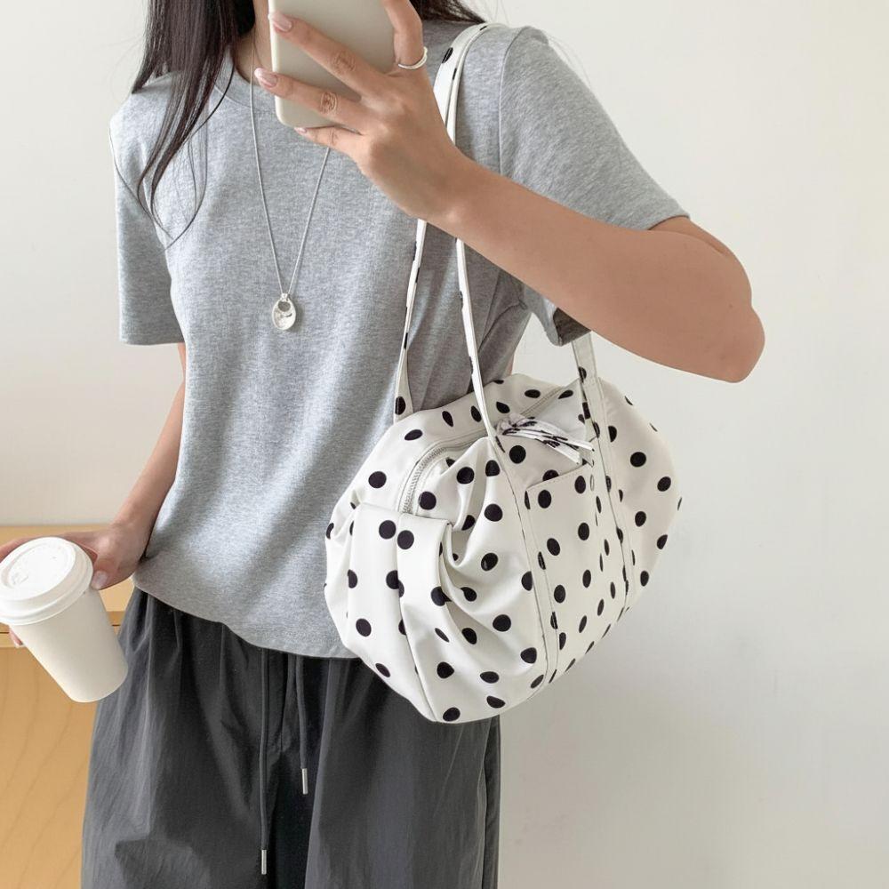 Retro Polka Dot Women's Shoulder Bag Lightweight Tote Bag Lady Korean Handbag Large Capacity Commuting Bag Women Female