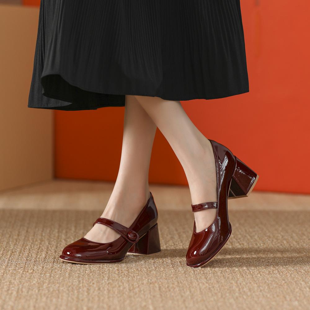 Mary Jane Retro Shallow Mouth Fashion Simple Medium Thick Heel High Single Shoes Women's Word with Decorative Buckle Wedding Shoes