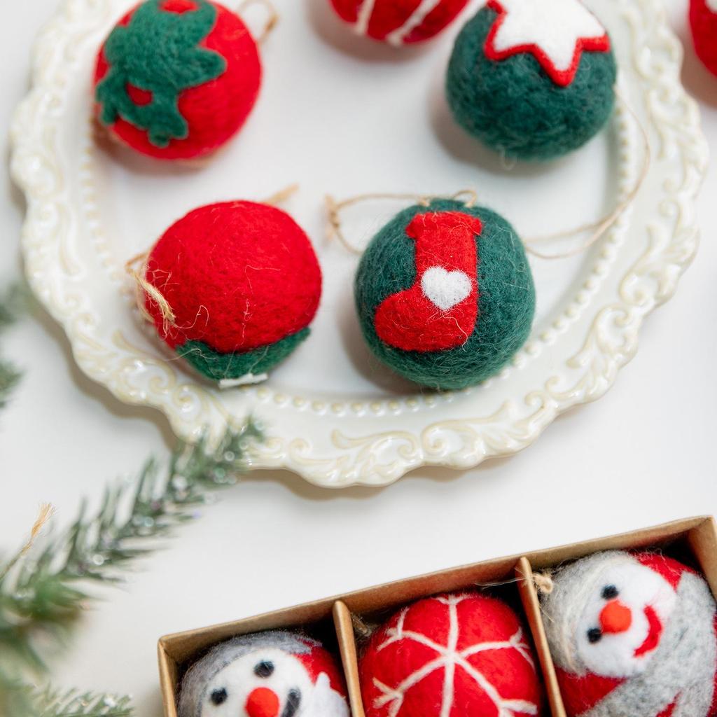 Christmas Festival Felt Ball Tree Ornaments - Red & Green, Cute Small Desktop Decor