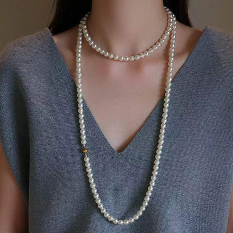 Shijia Pearl Necklace: Luxurious Retro Fall/Winter Beaded Jewelry for Women