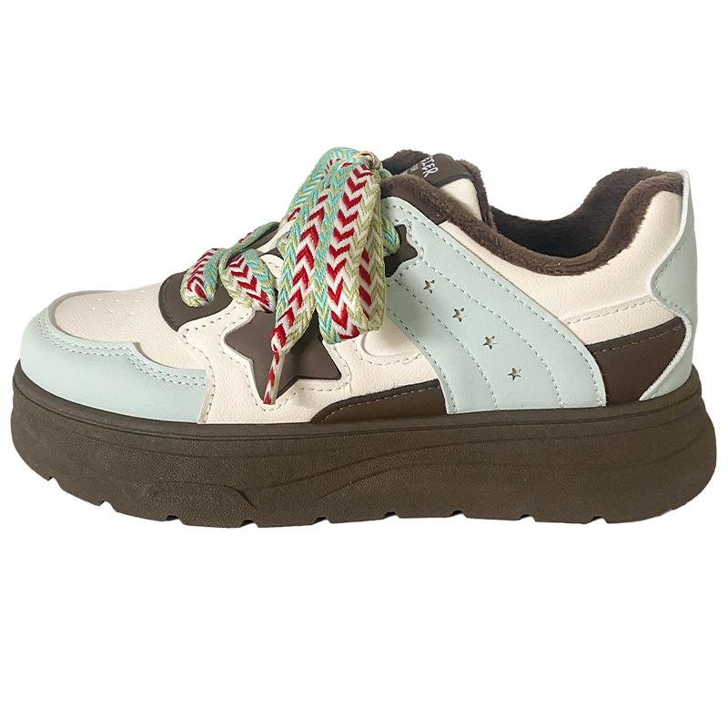 

B2103 velvet thick baseplate shoes women s shoes little white shoes cotton shoes winter warm leisure two cotton niche versatile leisure 40