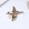 Chinese Style Crane Brooch Vintage Pearl Metal Pin Corsage Clothing Accessories Female Long-Lasting Color Exquisite Hypoallergenic Brooch BFF Gift
