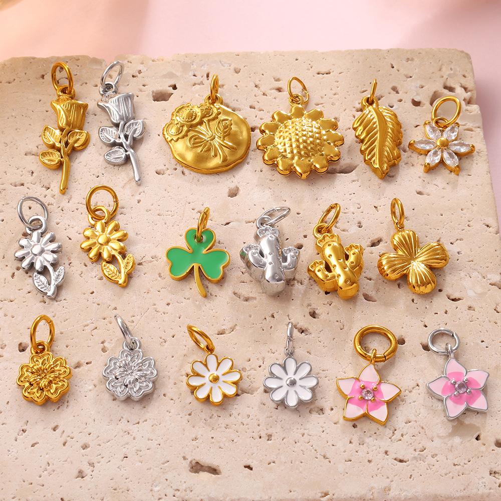 Small Fresh Flower Pendant Collection Exquisite Small Rose Sunflower Shape Bracelet Necklace Pendant