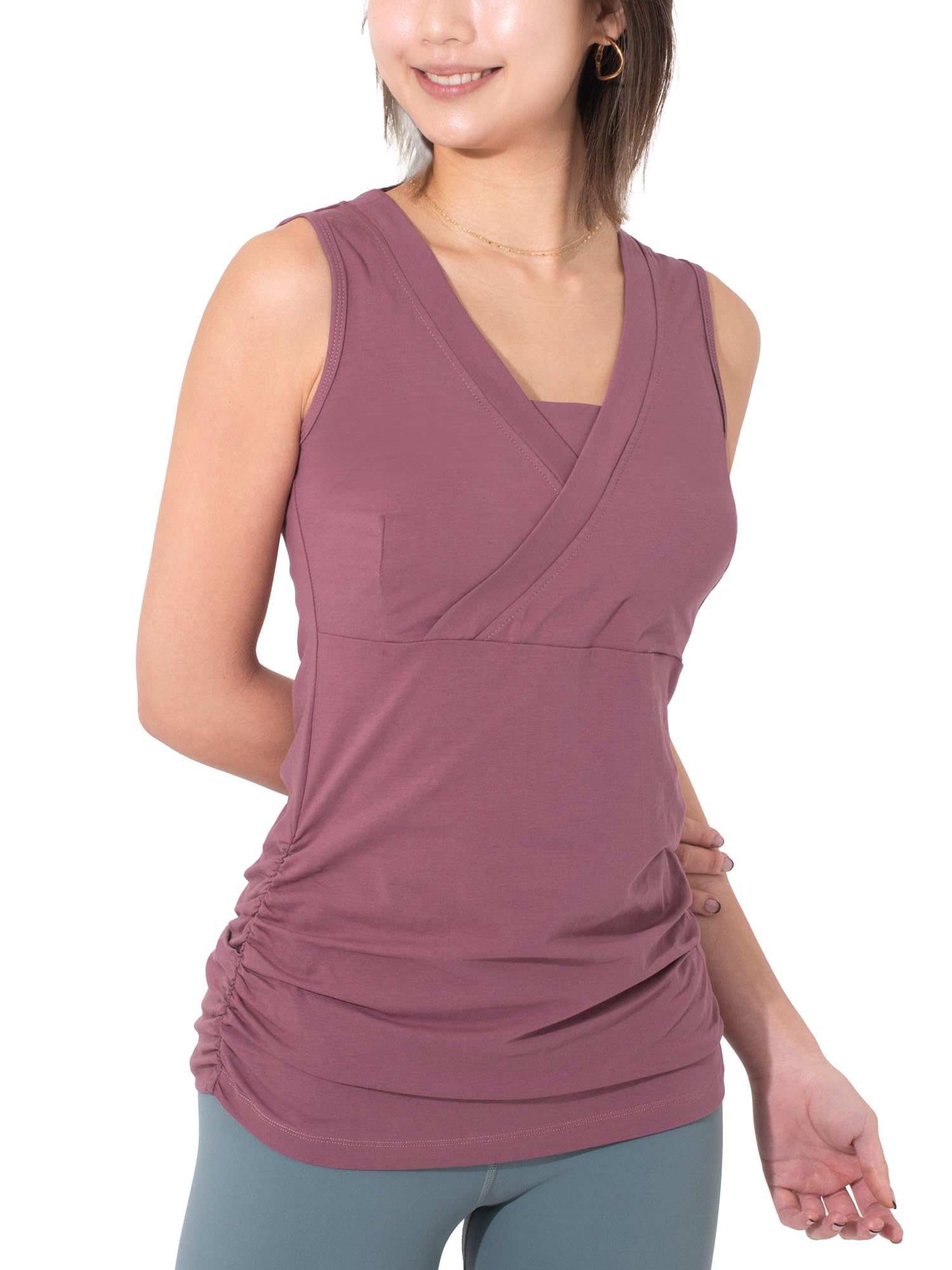 

Roopa Yoga Smooth and Sleeveless Tank Top Red Japanese Top, Sweatshirt, Stretchy, (L), [Official Product]