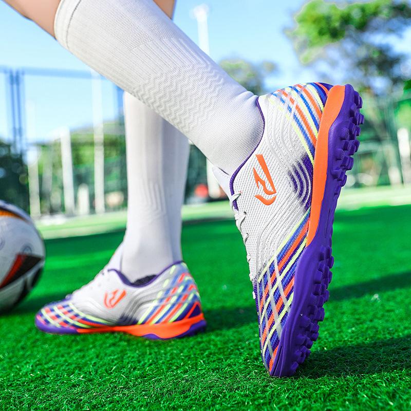 Boys' Students' Youth Football Shoes New FG Long Nails TF Broken Nails Special Training Shoes Women's Adult Shoes