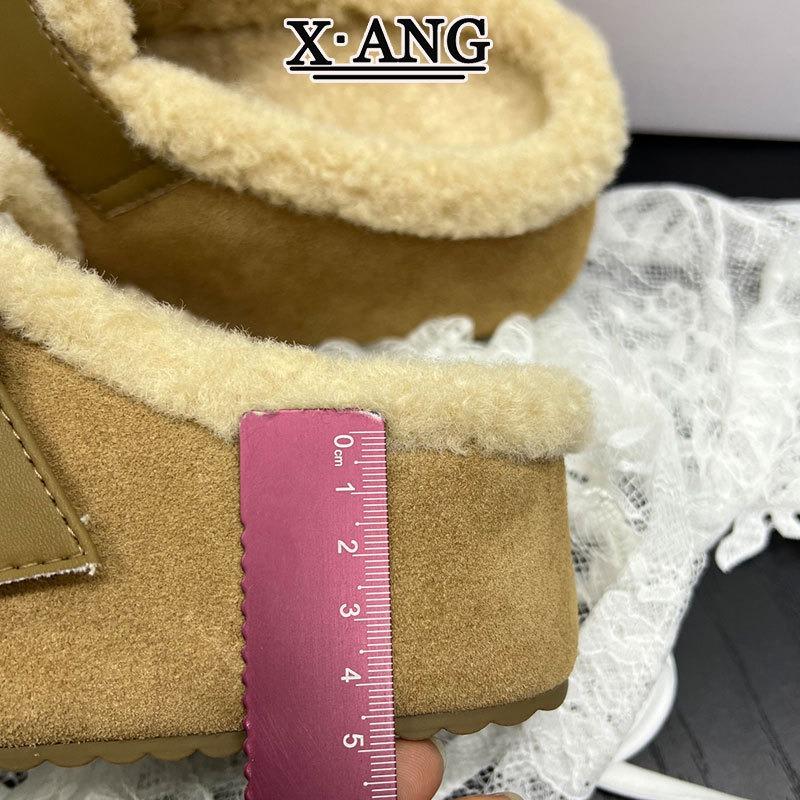 Cowhide version inner height-increasing women's shoes new autumn and winter thick-soled lamb wool shoes outer bag head slippers