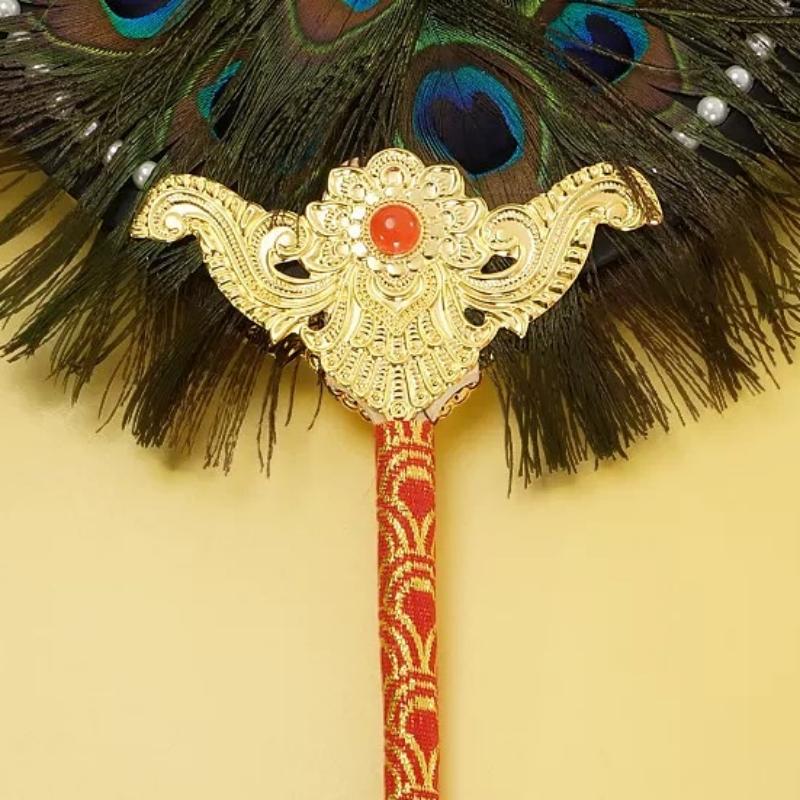 Nepal Wamba Pot Decoration Tibetan Peacock 31Eye Exquisite Feather Satin Hand Fan Holy Aquarius Ornament Buddhist Religious Item