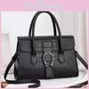 Elegant Vintage European And American Style Large Handbag With Crocodile Texture And Multiple Color Options