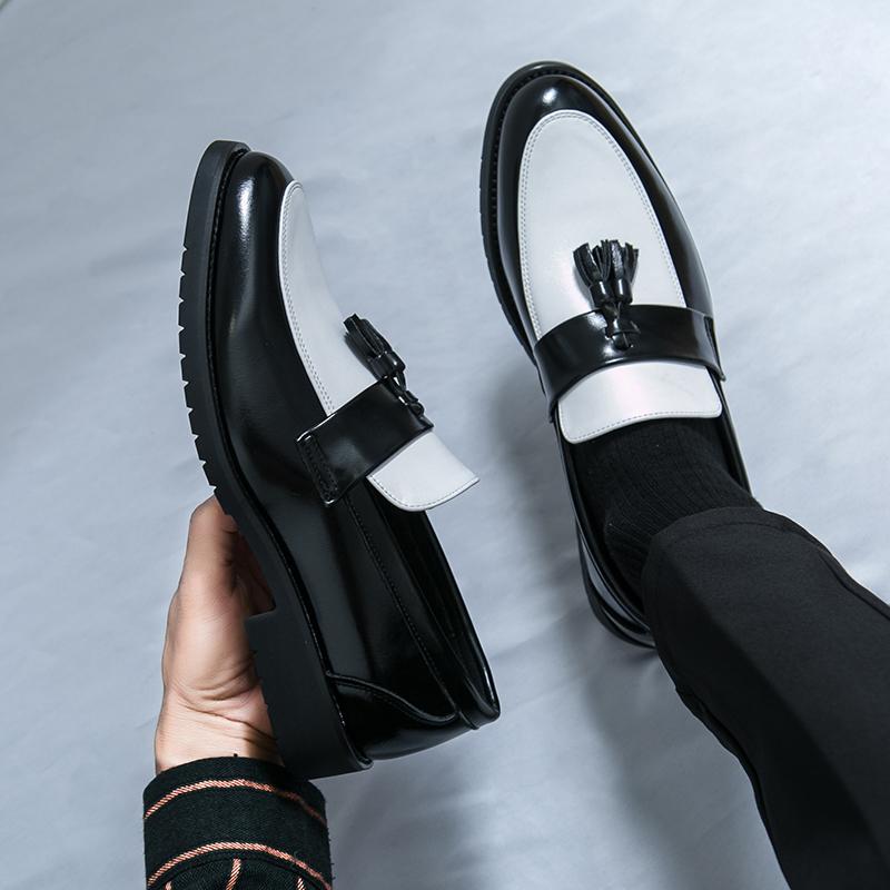 Fashion British Style Tassels Loafers Men's Low Heel Business Casual Shoes Large Size Comfortable Driving Shoes Versatile Oxford Shoes