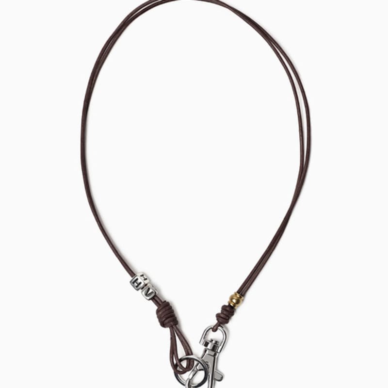 HolidayVisitor Refined Leather Necklace