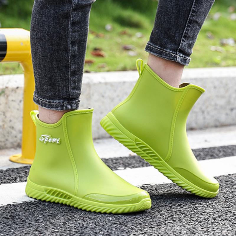 Rain Boots Men's Short Rain Boots Outdoor Wear Leisure Kitchen Non-slip Fishing Shoes Rubber Shoes Waterproof Wear-resistant Boots