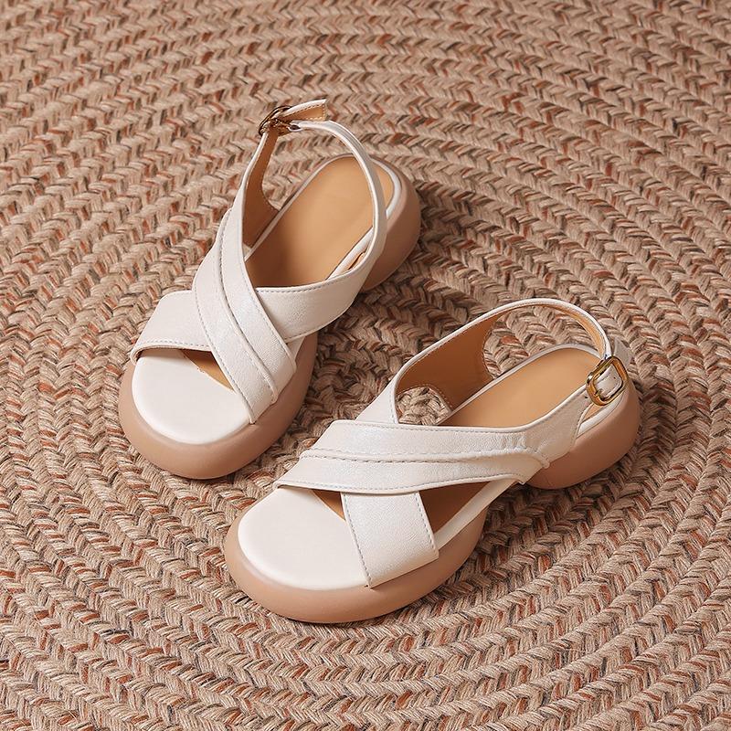 

Fashion Women s Mid Heels Sandals Fad Buckle Shoes 2025 Summer Casual Slippers Designer Chunky Pumps New Trends Walking Sandalias Mujer 40