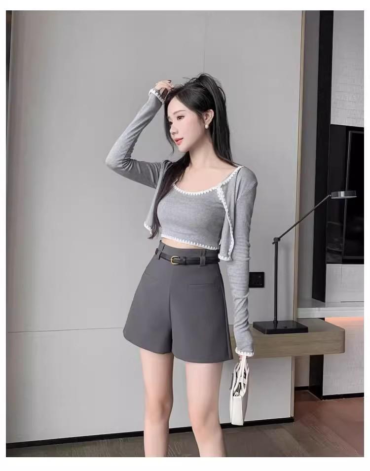 Black High-Waist A-Line Bootcut Suit Shorts for Women - Autumn/Winter Korean Style Casual Pants