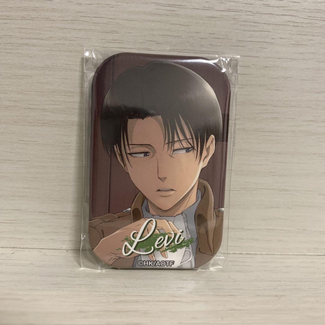 

[Б/У] Атака титанов Леви Круглый значок