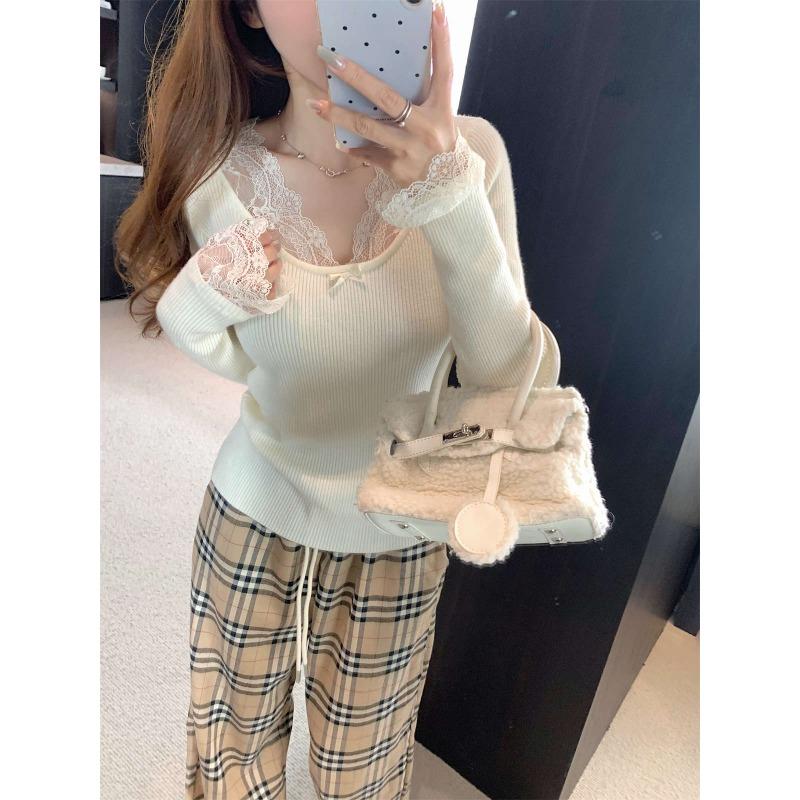 Bright Age-reducing Collar Lace Splicing Slim Long-sleeved Knitted Sweater Women's Autumn and Winter New Design Sweater Inside