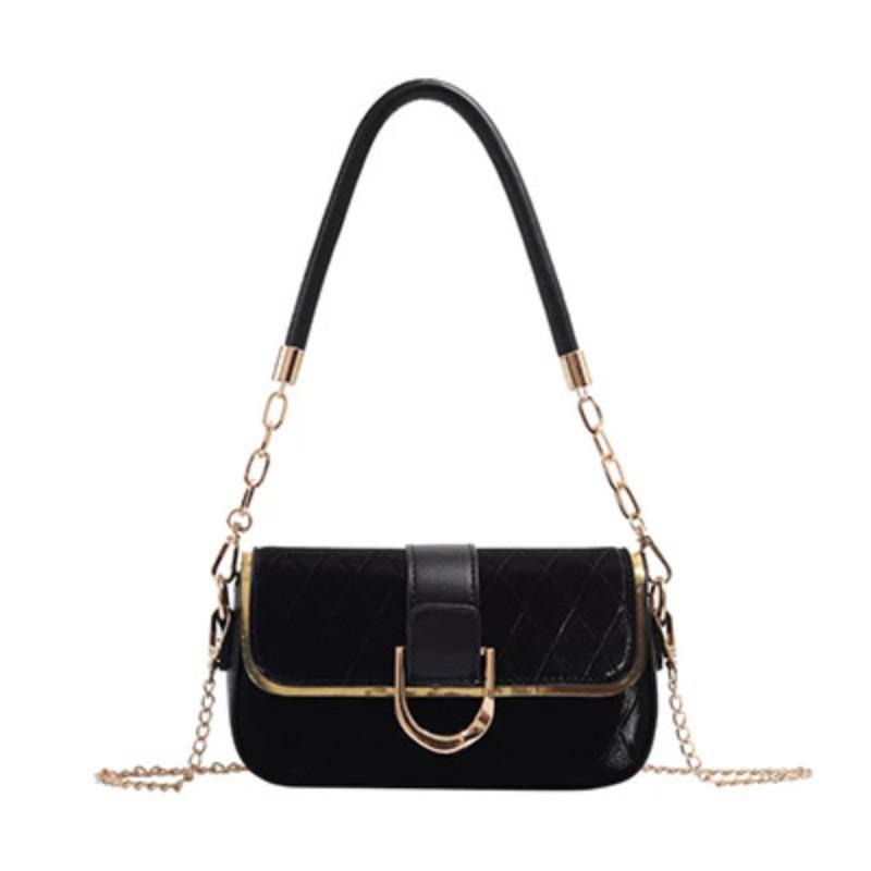

New high-texture simple temperament chain small square bag single shoulder messenger bag fashionable versatile underarm bag women чорний