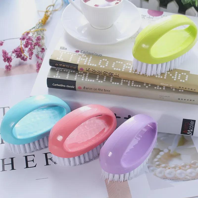 Perie Multifuncțională Colorată în Formă de Ou pentru Curățat Pantofi și Rufe