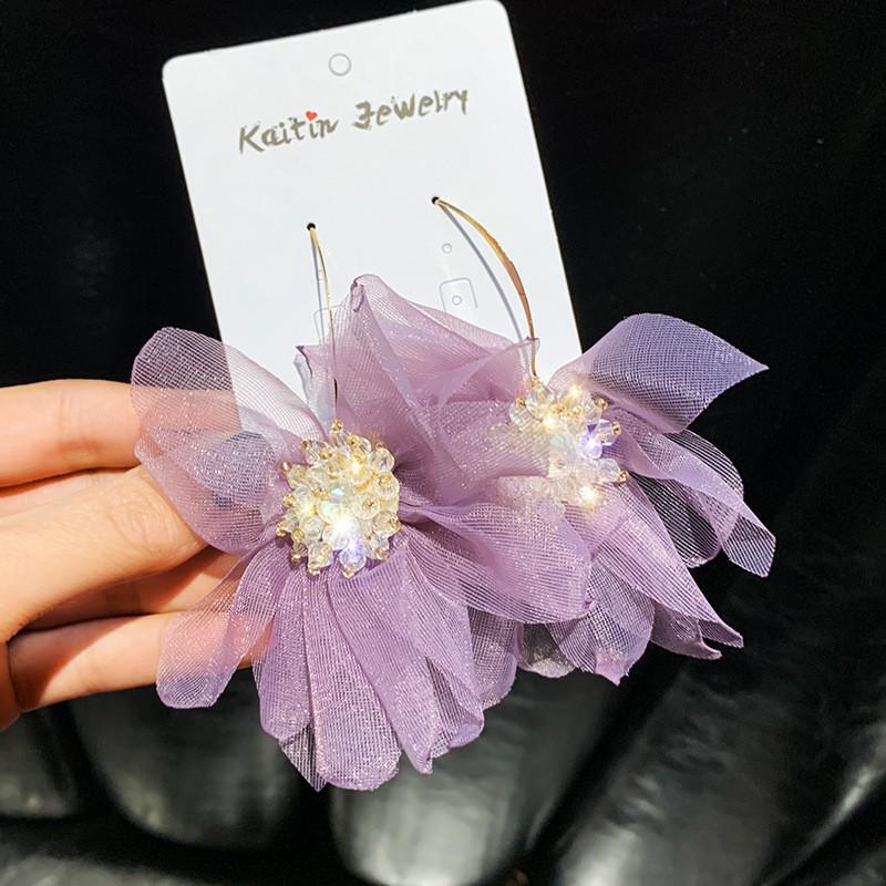 Silver Needle Bohemian Pearl Flower Tassel Earrings - Stylish Personality Design for Women