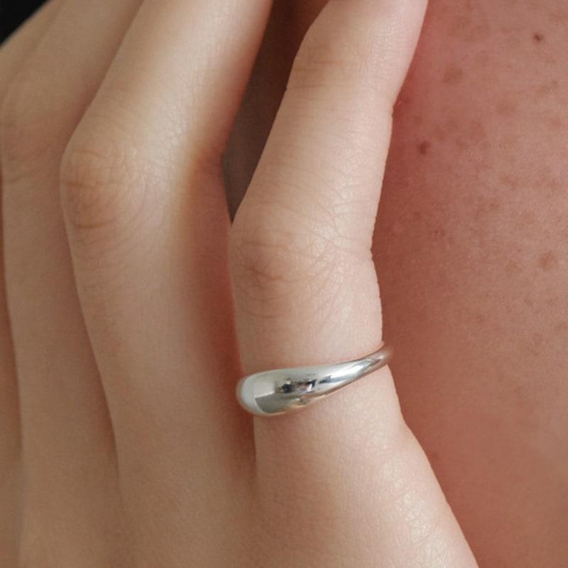 Byweekend Tofu Baby Ring