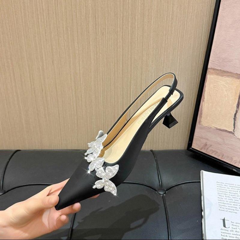 All-Match Sandalen Riemen Mode Damenschuhe 2025 Anzug Weiblich Beige Sommerabsätze Spitz Luxus Gummiband Strass Geschlossen