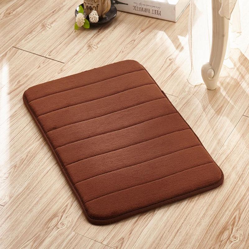 Ultra-absorbent Memory Foam Bathroom Rug In Plush Coral Velvet For Ultimate Comfort