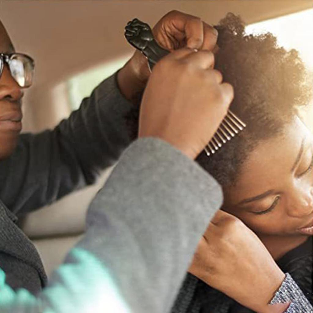 Szerokie zęby w kształcie pięści, czarna rączka, Afro, grzebień do włosów, metalowy grzebień salonowy, wybierz metalowe zęby do kręconych włosów