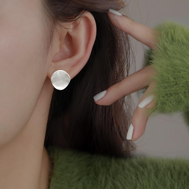 Women's Irregular Geometric Frosted Stud Earrings - Elegant, Versatile Jewelry
