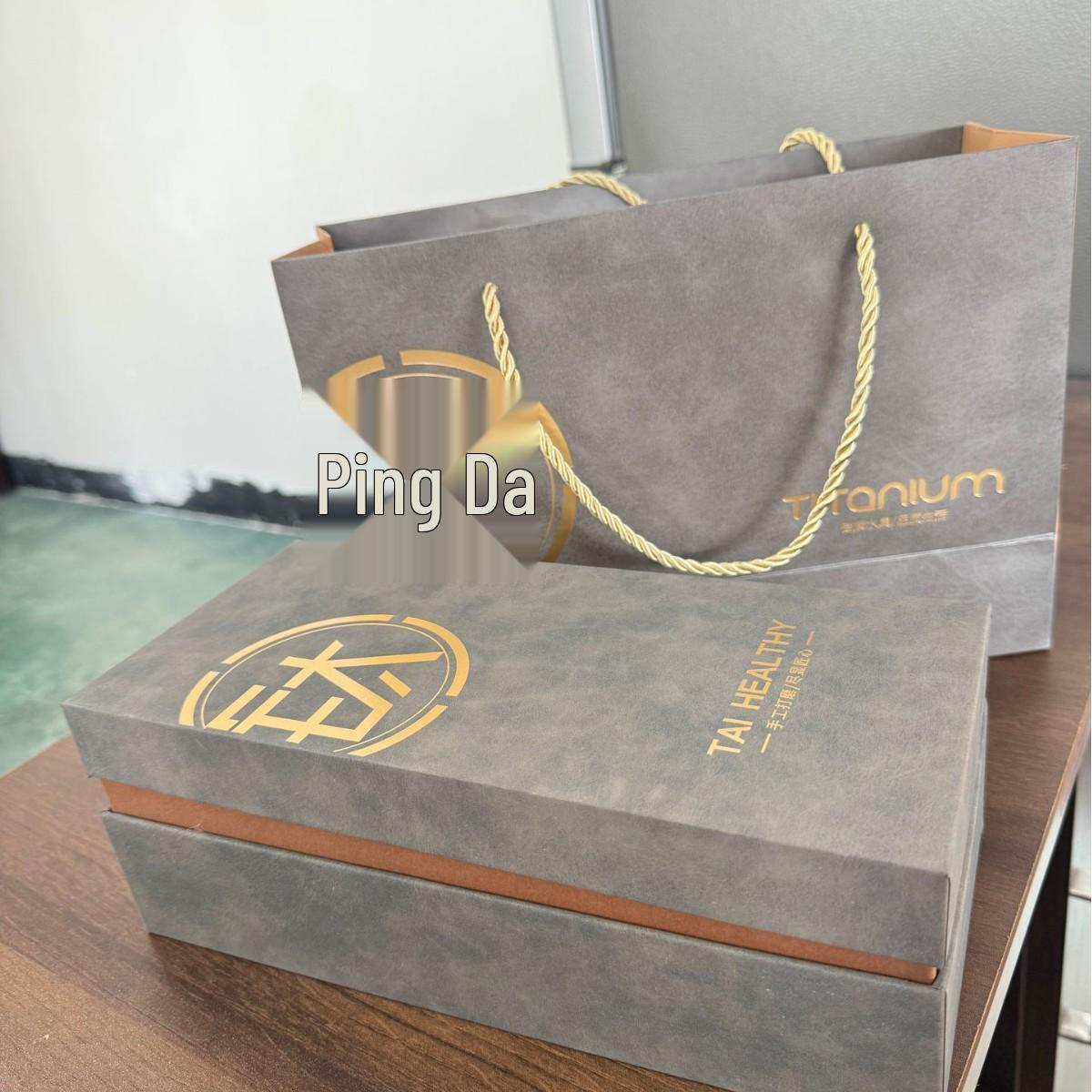 Titanium-Plated Stainless Steel Double-Layer Vacuum Thermos Cup with Gift Box 500ml