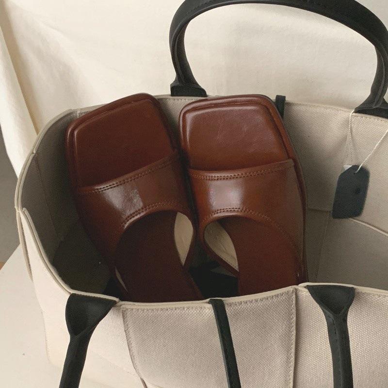 Flat-bottomed slippers women s wear simple and versatile solid color square head daily one-word drag 40 коричневый 3600₽