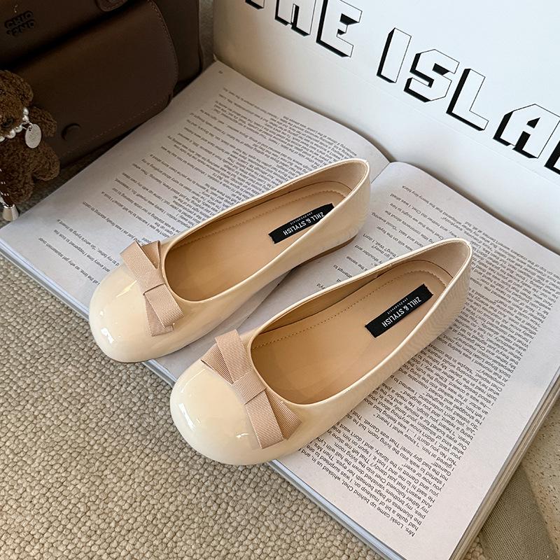 Women's Plus Size Mary Jane Flats: Round Toe, Wide Fit, Sizes 41-43, Sweet Granny Style