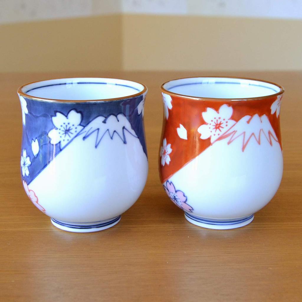 Stylish Arita Ware Fuji and Nabeshima Fuji Perfect for a Gift Made In Mt. Teacups, Couple. Boxed. Japan.
