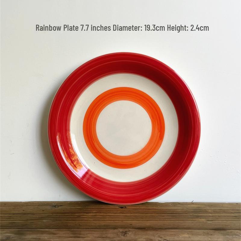 Piatti in Ceramica Raffinatamente Lavorati: Design Decorativi, Bassi, Profondi e da Insalata con Piccoli Difetti