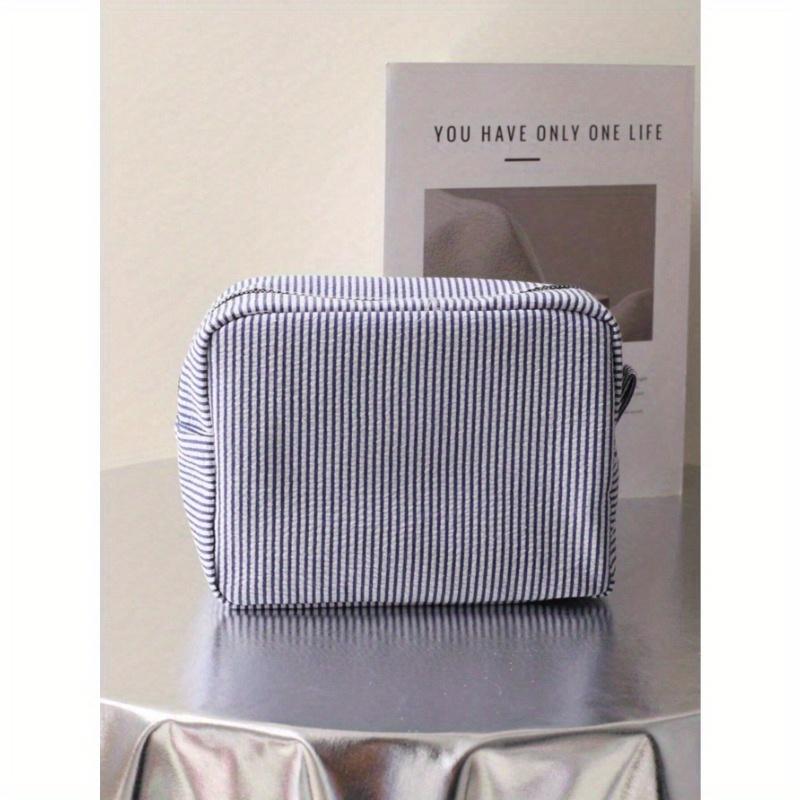 1pc Women Cosmetic Bag  Stripes Zipper Pouch Travel Toiletry Bags Ladies Makeup Storage Basg  Bag Travel Essentials Travel  for Beach for Cosmetic Bag