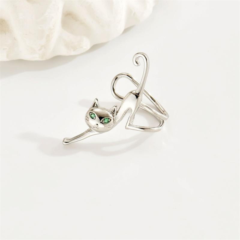 1 Stück Lustiger Kletternde Katze Clip Ohrring für Frauen Niedliches Tier Grünes Auge Kätzchen Frosch Ohne Piercing Ohrknorpel Ohrring Party Schmuck
