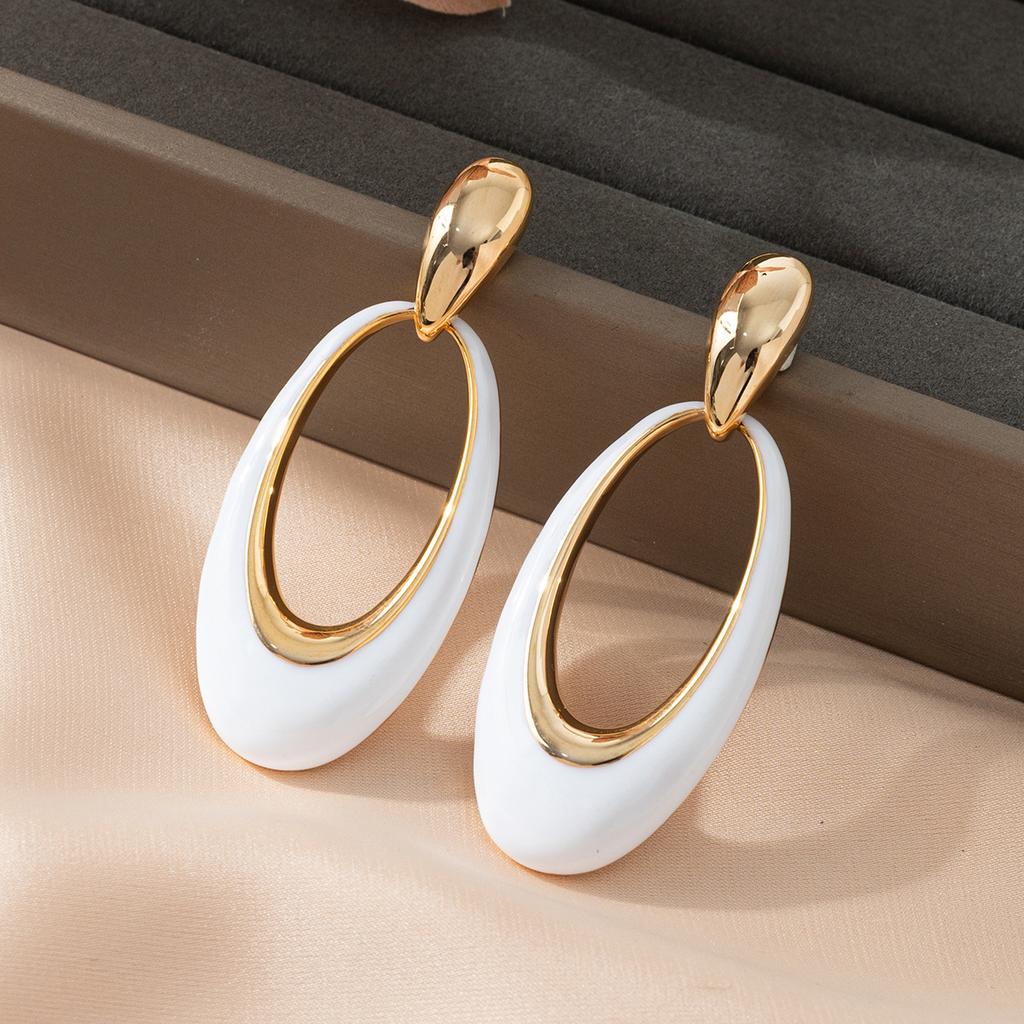 Niche Elliptical Geometric Hollow Earrings High-grade Light Luxury Earrings Hollow Geometric Exaggerated Shape Earrings