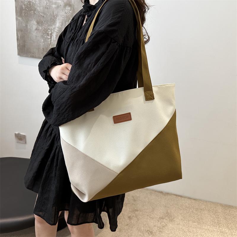 New Niche Design Color Block Large Capacity Student Commuting Tote Bag Fashionable Contrasting Color Single-shoulder Women's Bag