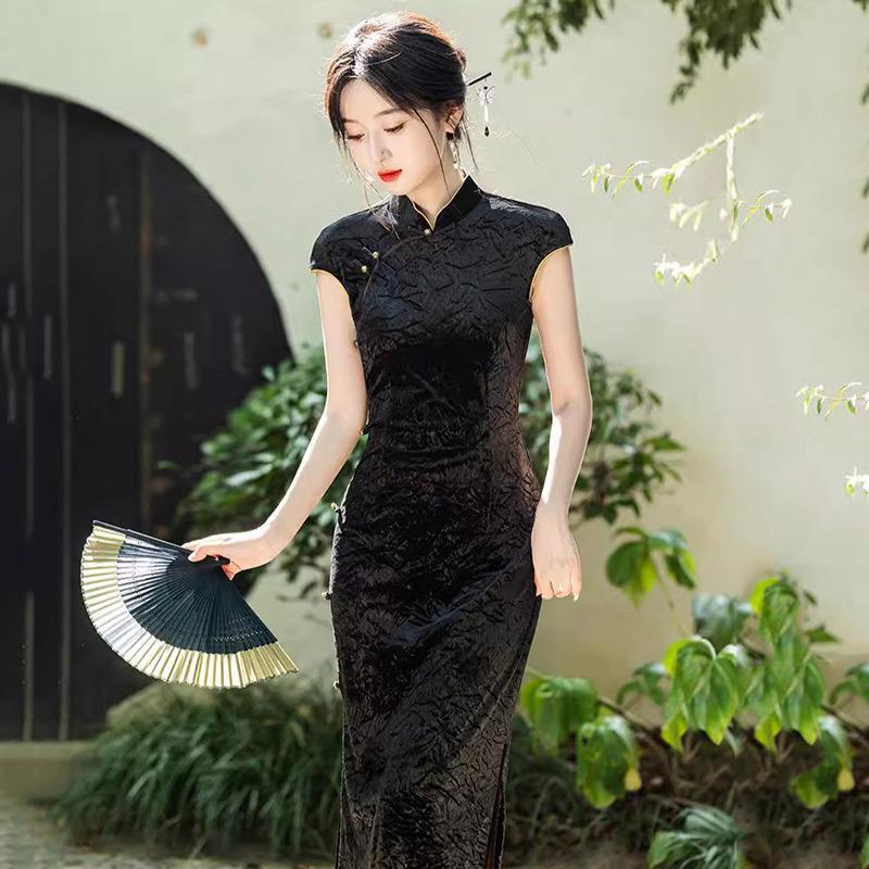 Black golden velvet national style new Chinese long cheongsam improved young women's high-end retro dress spring and summer